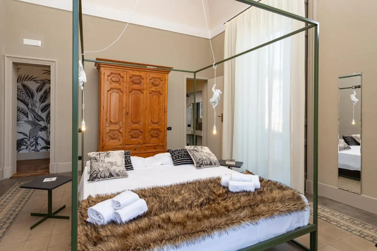 81 Suite And Breakfast CTA Bed and breakfast